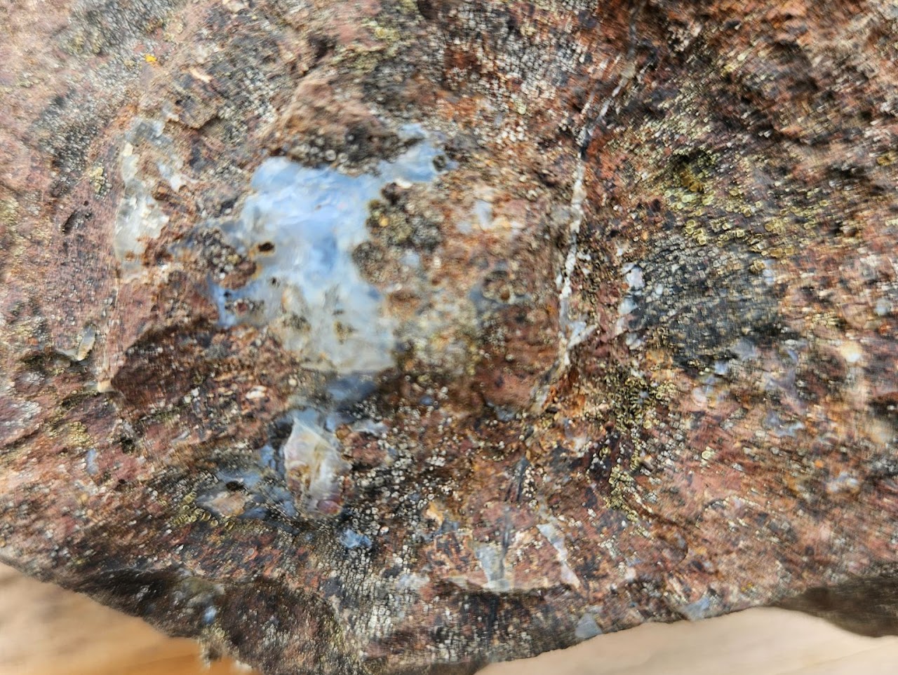 Clutch property outcrop or trench